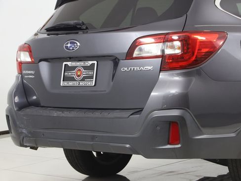 Used 2019 Subaru Outback 2.5i Limited AWD/4WD image 43