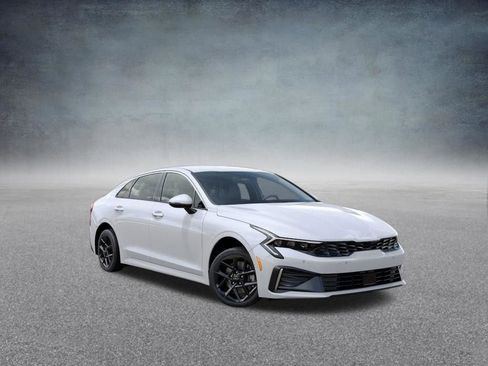 New 2026 Kia K5 LXS image 8