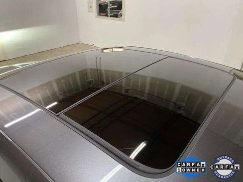 Used 2024 Audi Q8 e-tron Premium Plus image 25