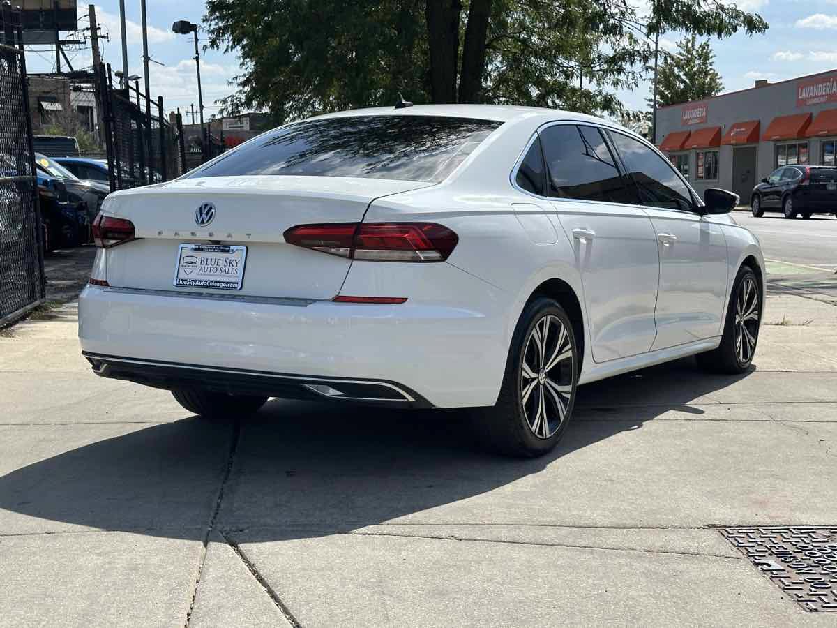Used 2021 Volkswagen Passat 2.0T SE FWD image 5