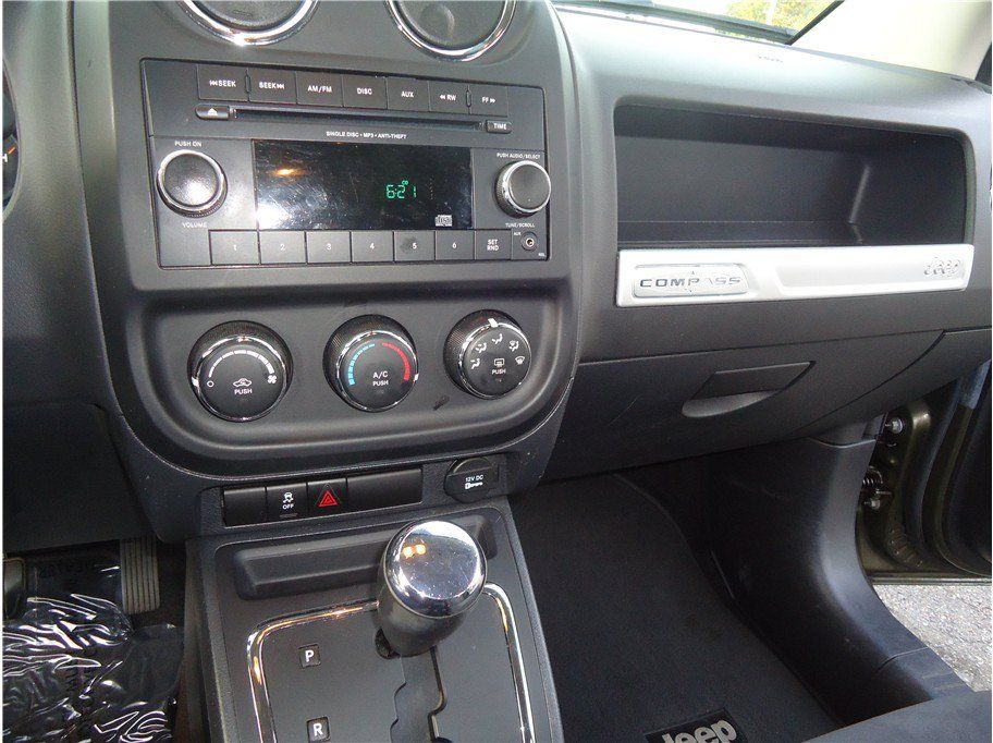 Used 2015 Jeep Compass Sport w/ Power Value Group AWD/4WD image 21