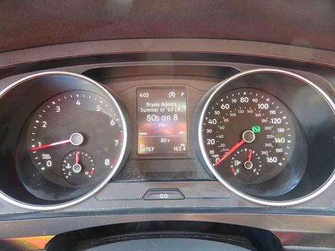 Used 2019 Volkswagen Tiguan SE w/ Panoramic Sunroof Package AWD/4WD image 15