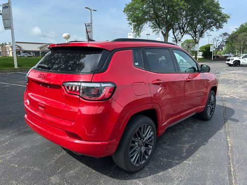 Used 2022 Jeep Compass Limited AWD/4WD image 5