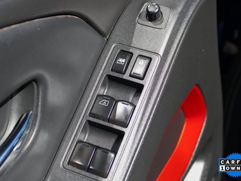 Used 2022 Nissan Frontier PRO-4X w/ Technology Package image 13