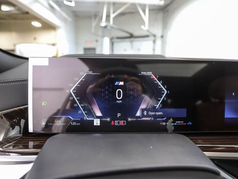 New 2026 BMW X6 xDrive40i image 15