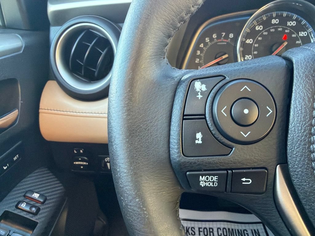 Used 2014 Toyota RAV4 Limited w/ Technology Package AWD/4WD image 29
