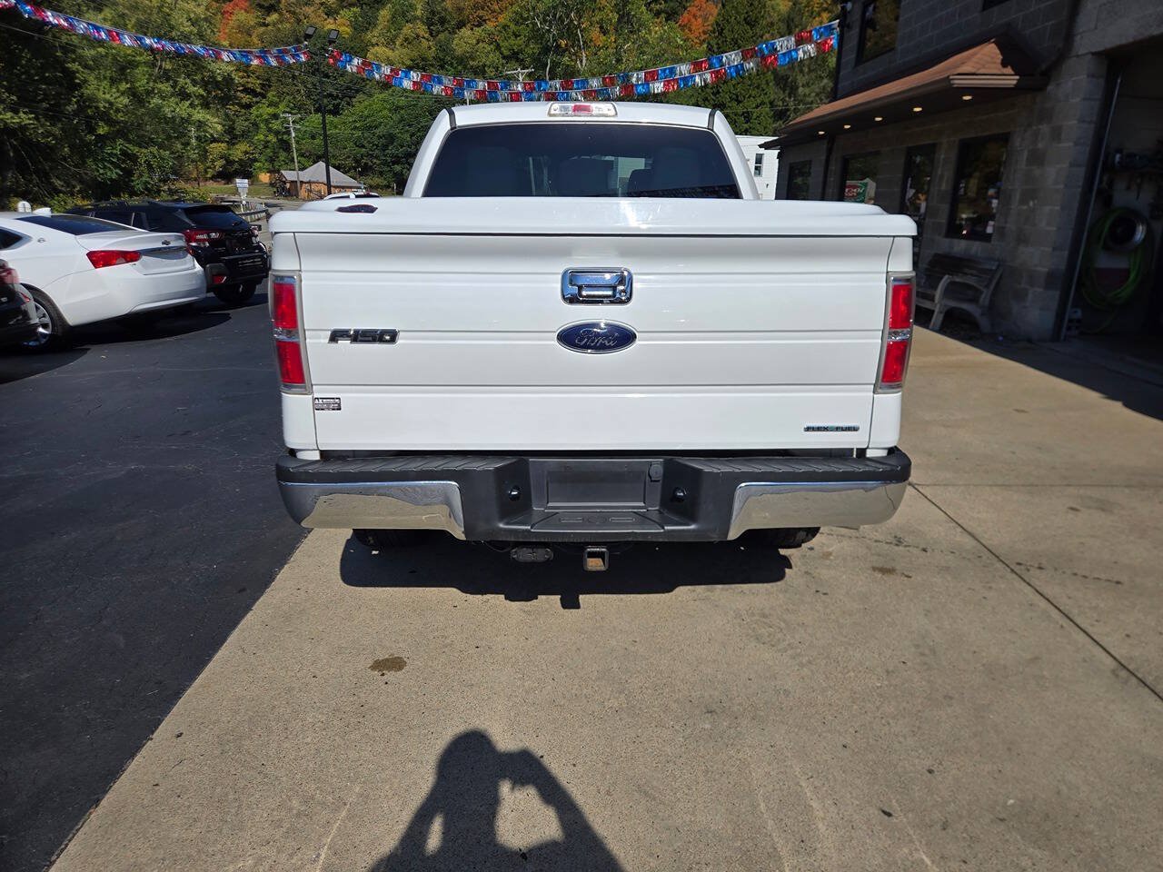 Used 2011 Ford F150 XLT w/ XLT Chrome Pkg AWD/4WD image 6