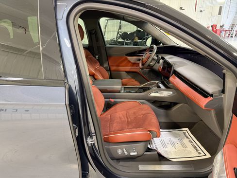 Used 2024 Lincoln Nautilus Black Label image 29