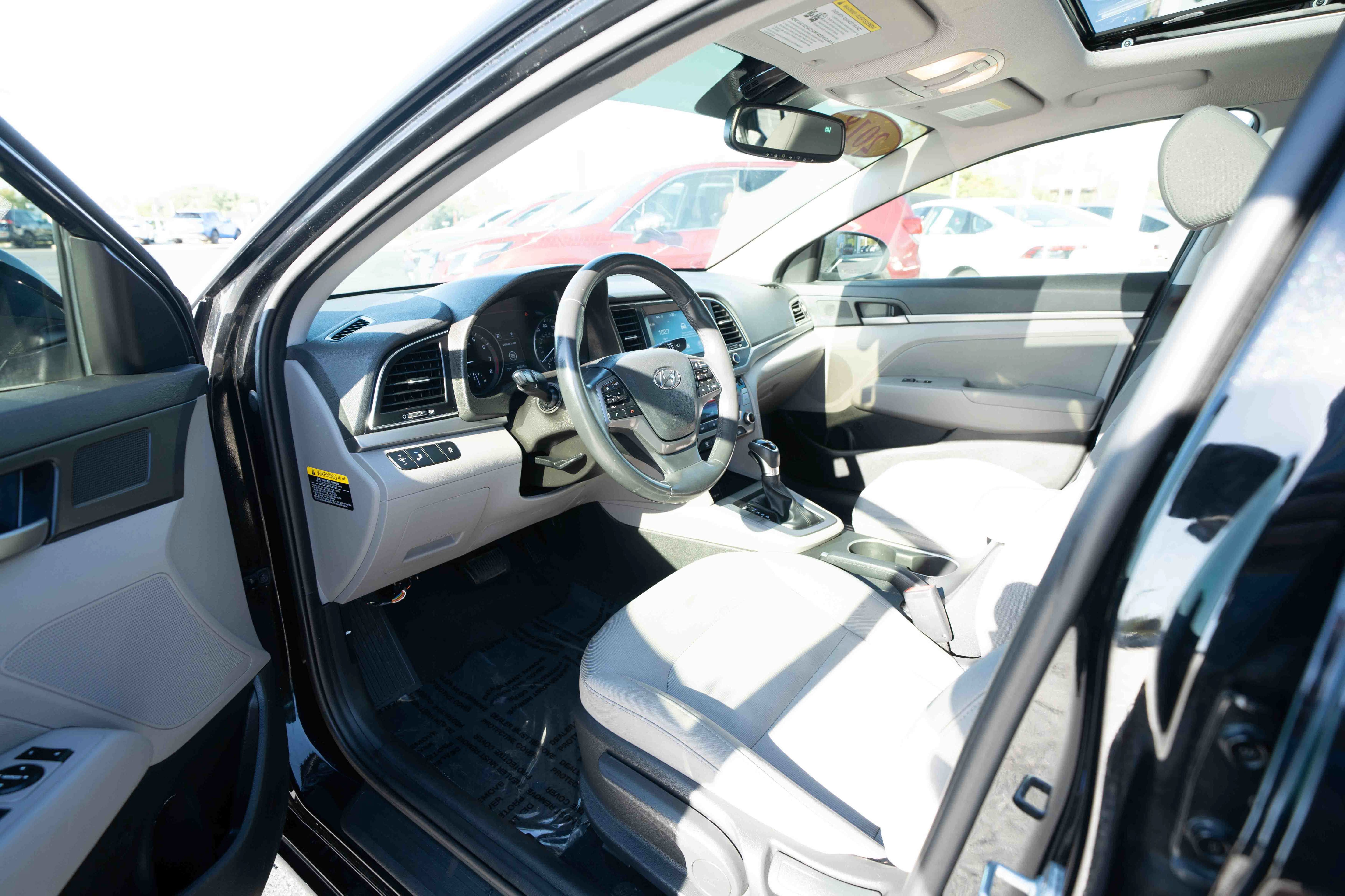 Used 2018 Hyundai Elantra Value Edition FWD image 8
