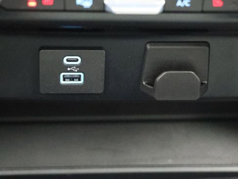 Used 2023 Ford F150 XLT w/ Equipment Group 302A High image 28