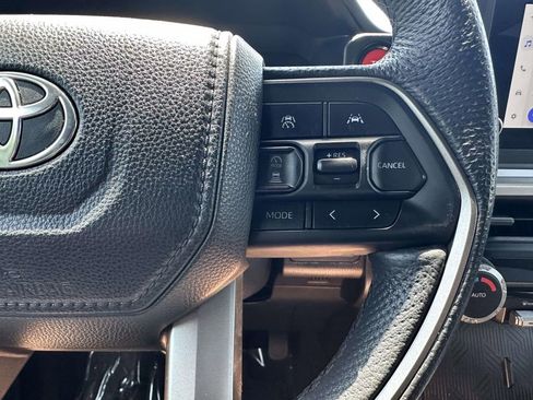 Used 2024 Toyota Tacoma TRD Off-Road AWD/4WD image 13