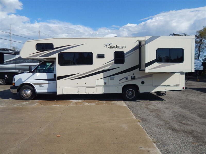 Used 2019 Chevrolet Express 4500 w/ RV Package RWD image 1