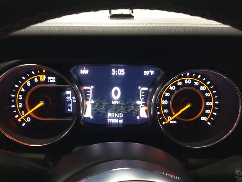 Used 2019 Jeep Wrangler Unlimited Sahara w/ Quick Order Package 24M Moab AWD/4WD image 19