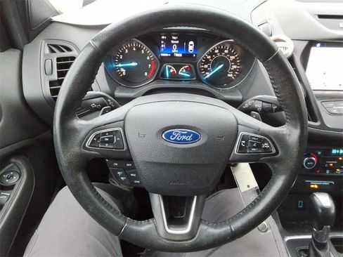Used 2017 Ford Escape SE w/ SE Leather Comfort Package image 13