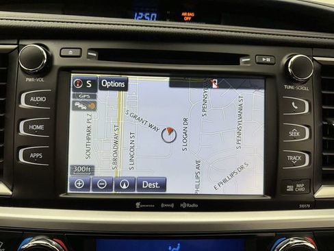 Used 2017 Toyota Highlander XLE image 20