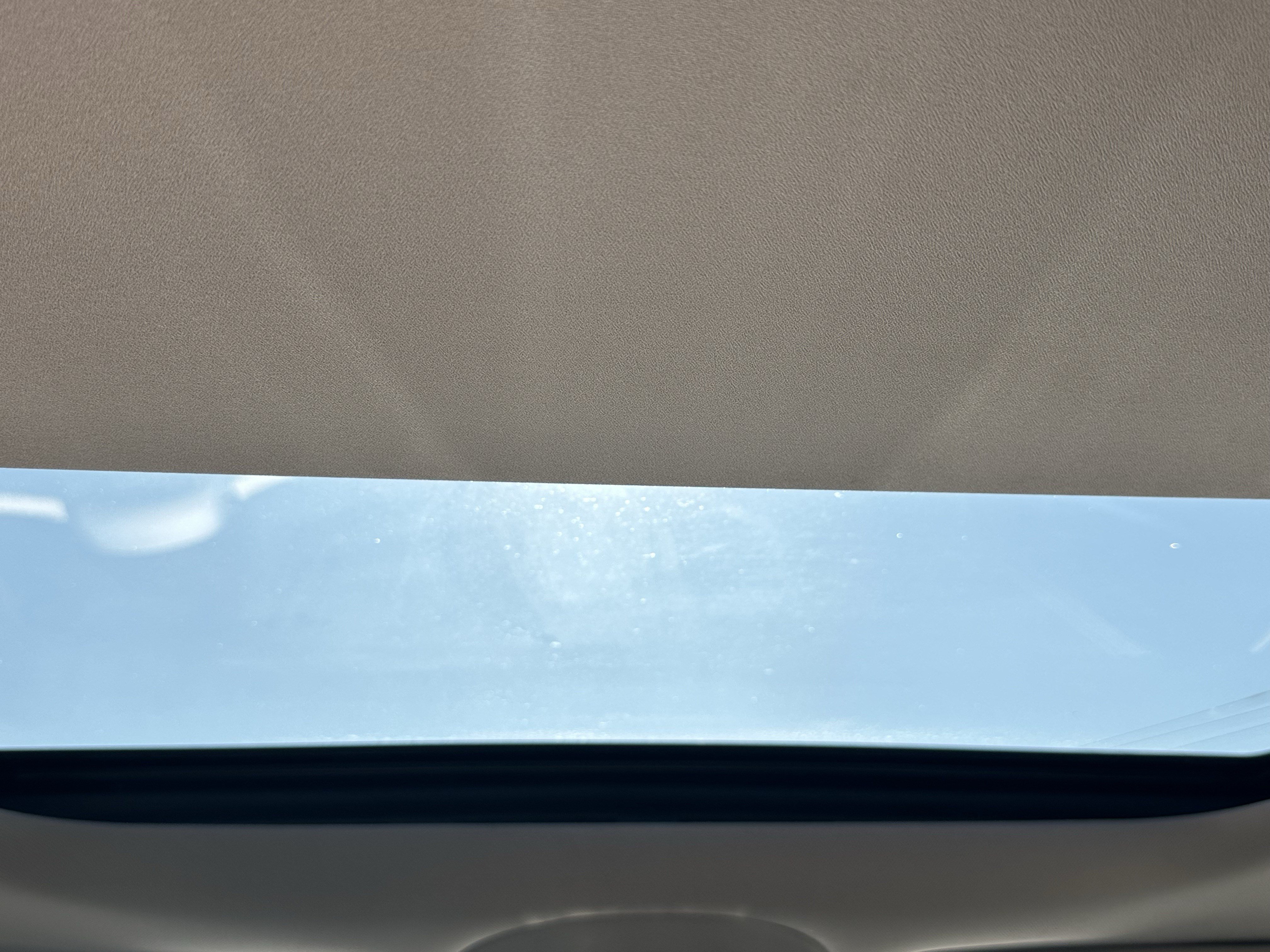 Used 2021 Chrysler Pacifica Limited w/ Uconnect Theater Family Group FWD image 20