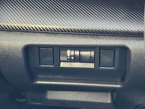 Certified 2024 Subaru Crosstrek 2.0i Premium image 25