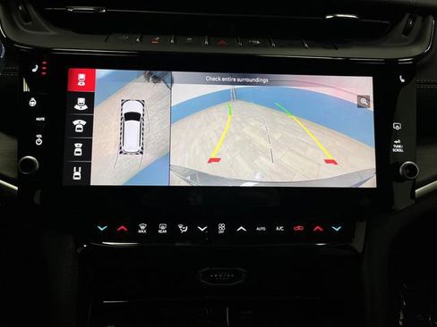 New 2026 Jeep Grand Cherokee L Limited w/ Luxury Tech Group II image 11