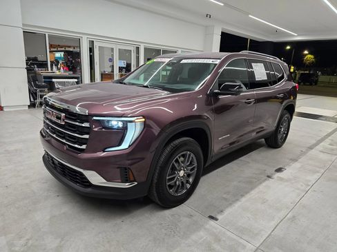 Used 2026 GMC Acadia Elevation FWD image 2