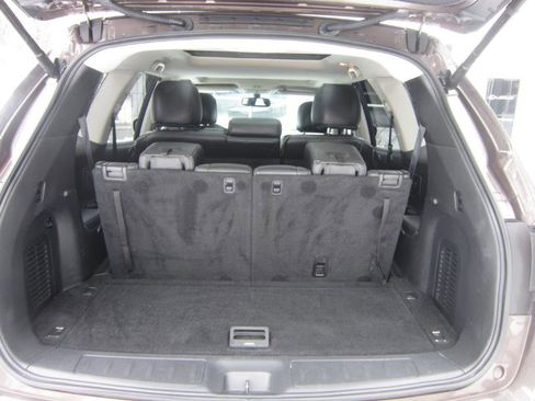 Used 2015 Nissan Pathfinder Platinum w/ Cargo Package image 33