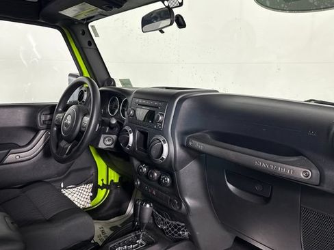 Used 2012 Jeep Wrangler Sport AWD/4WD image 19
