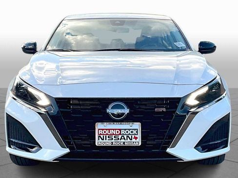 New 2025 Nissan Altima 2.5 SR image 3