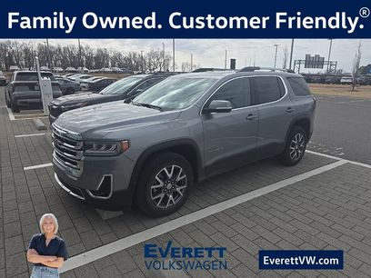 Used 2023 GMC Acadia SLT w/ Preferred Package