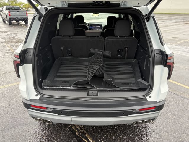 Used 2026 Chevrolet Traverse LT w/ Sun and Wheel Package AWD/4WD image 21