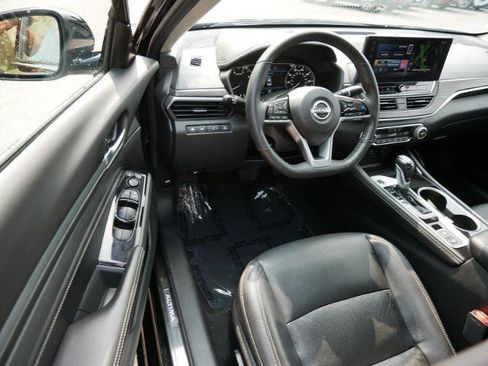 Certified 2023 Nissan Altima 2.5 SL AWD/4WD image 11