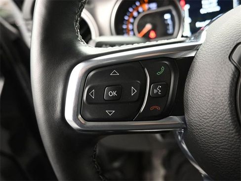 Used 2021 Jeep Gladiator Overland w/ Cold Weather Group image 16