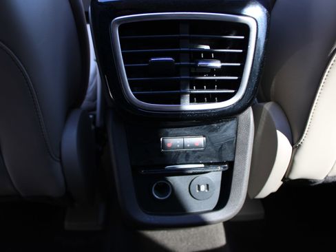 Used 2023 Lincoln Nautilus Reserve image 20