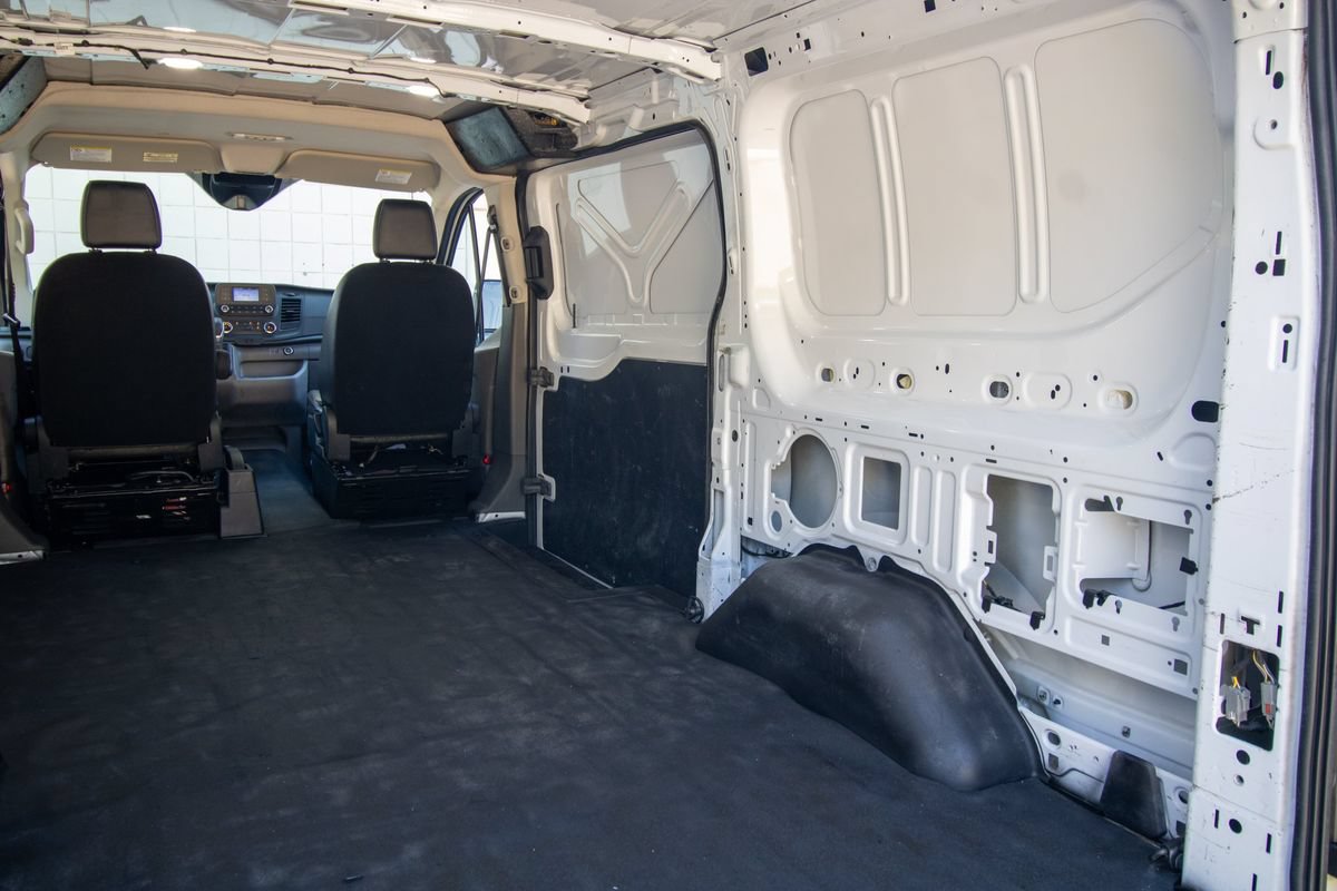 Used 2020 Ford Transit 250 Low Roof RWD image 33