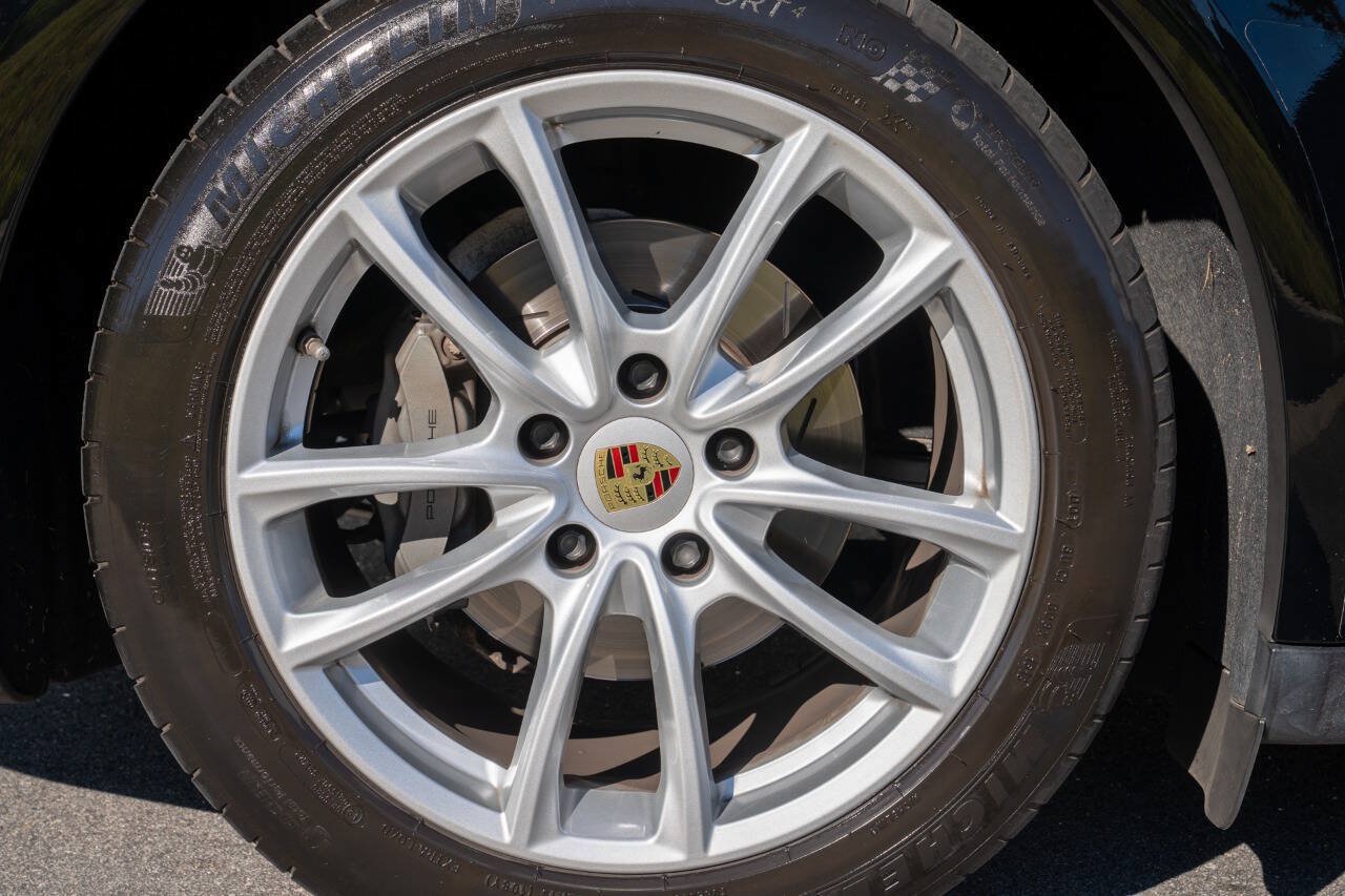 Used 2018 Porsche Panamera 4S AWD/4WD image 84