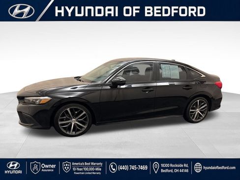 Used 2022 Honda Civic Touring image 11