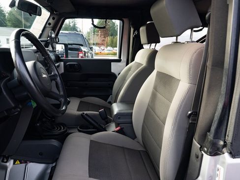 Used 2008 Jeep Wrangler X image 14