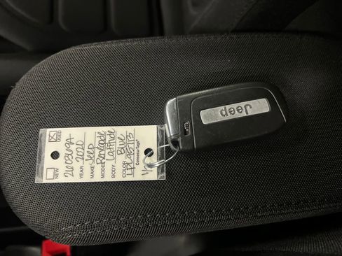 Used 2020 Jeep Renegade Latitude w/ Cold Weather Group image 27