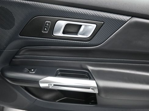 Used 2024 Ford Mustang GT Premium image 33