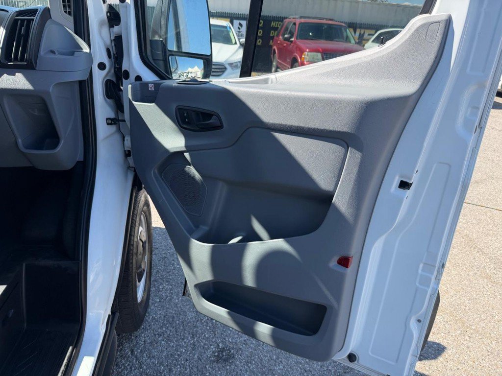 Used 2019 Ford Transit 150 148 Low Roof RWD image 25