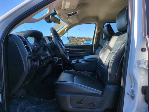 Used 2022 RAM 3500 Laramie image 15