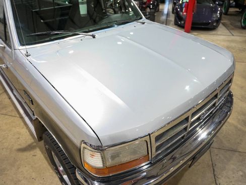 Used 1993 Ford F250 XLT image 18