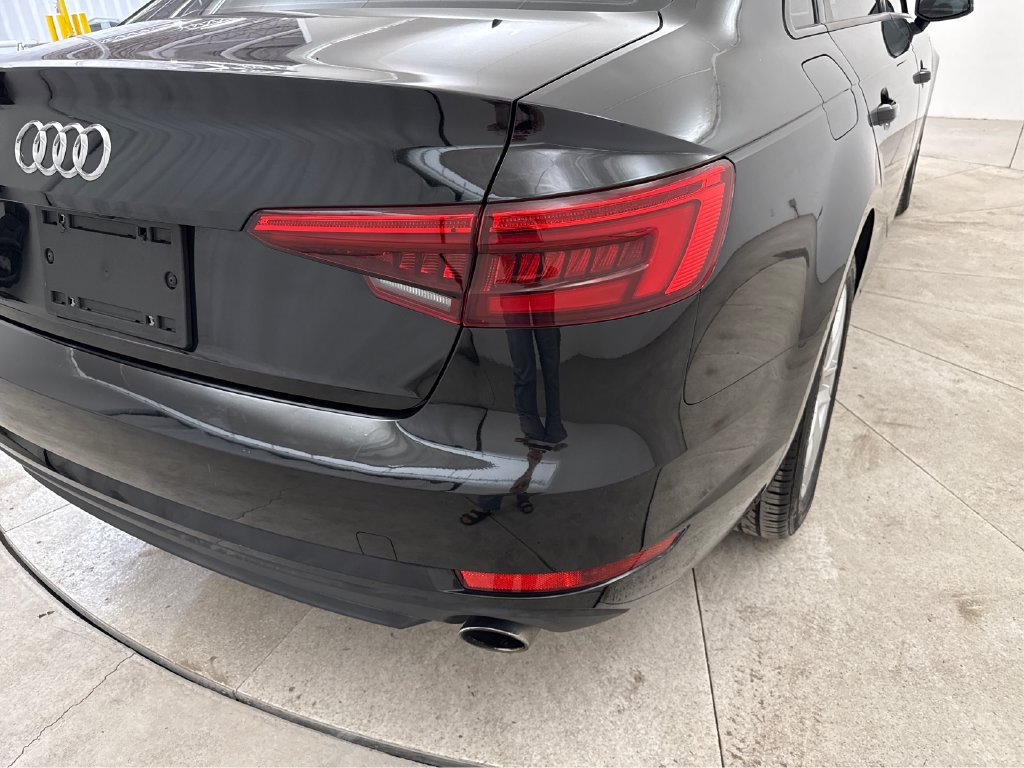Used 2017 Audi A4 2.0T Premium FWD image 22