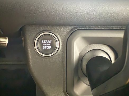 Certified 2023 Land Rover Defender 110 Carpathian Edition AWD/4WD image 25
