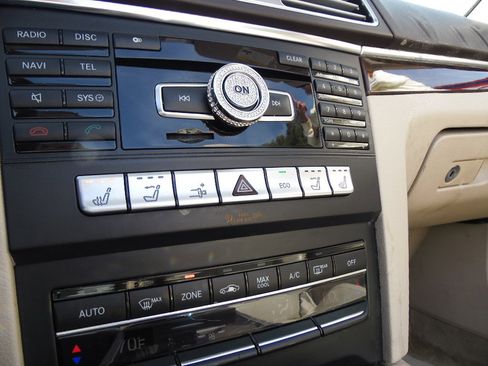 Used 2014 Mercedes-Benz E 350 Cabriolet image 11