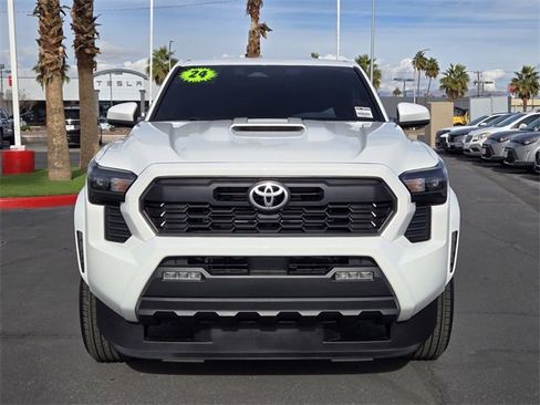Used 2024 Toyota Tacoma TRD Sport image 8