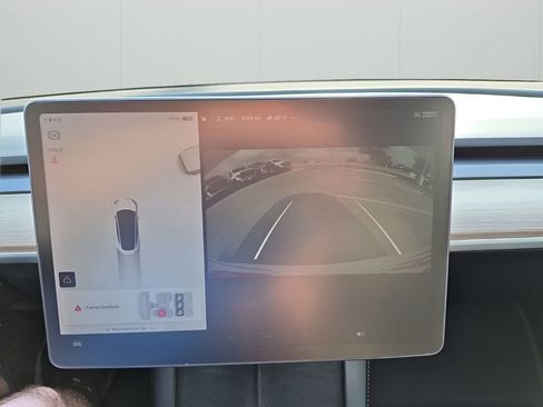 Used 2021 Tesla Model 3 Standard Range Plus image 38