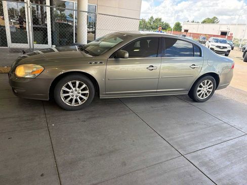 Used 2010 Buick Lucerne CXL FWD image 1