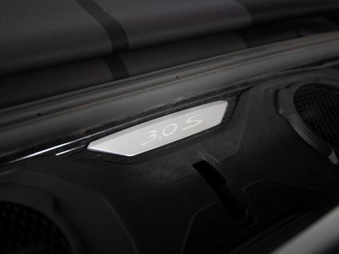 Certified 2021 Porsche 911 Carrera 4S image 44