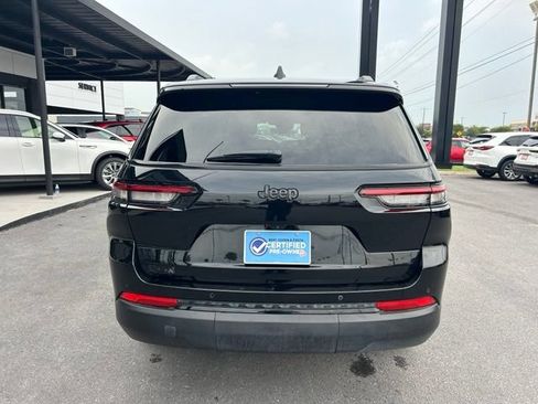 Used 2025 Jeep Grand Cherokee L Laredo RWD image 6