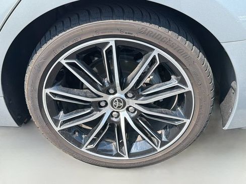Used 2022 Toyota Avalon Touring w/ Carpet Mat Package (TMS) FWD image 30