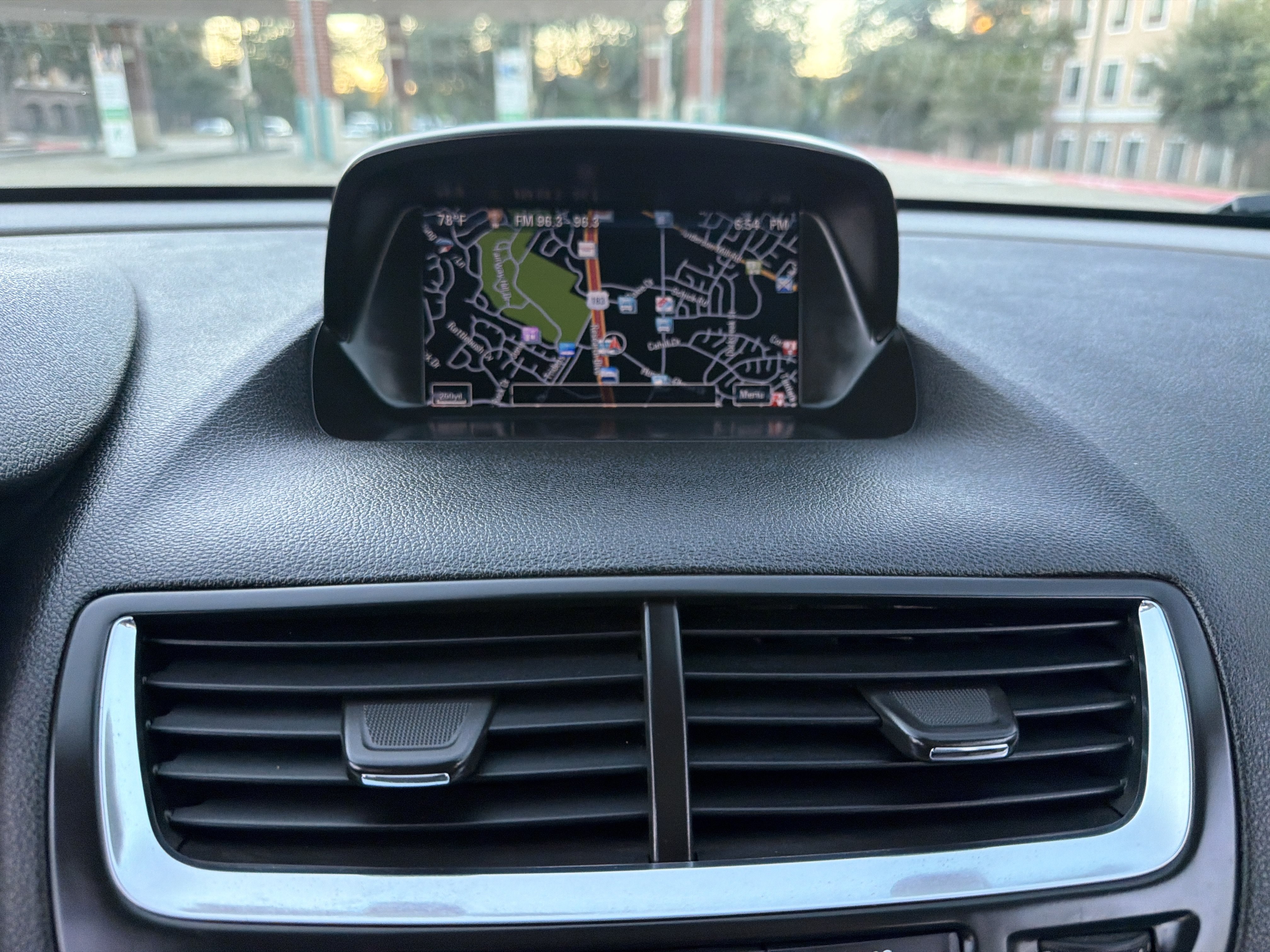 Used 2013 Buick Encore Leather FWD image 32